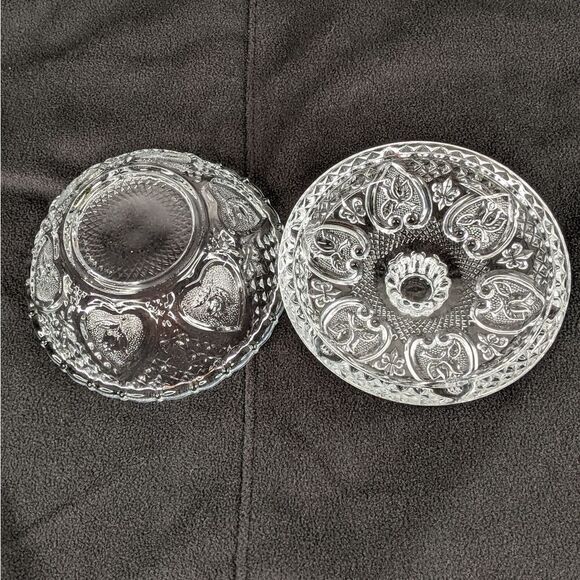 Vintage Crystal Trinket Box, Sugar Dish, Candy Bowl - Picture 4 of 8